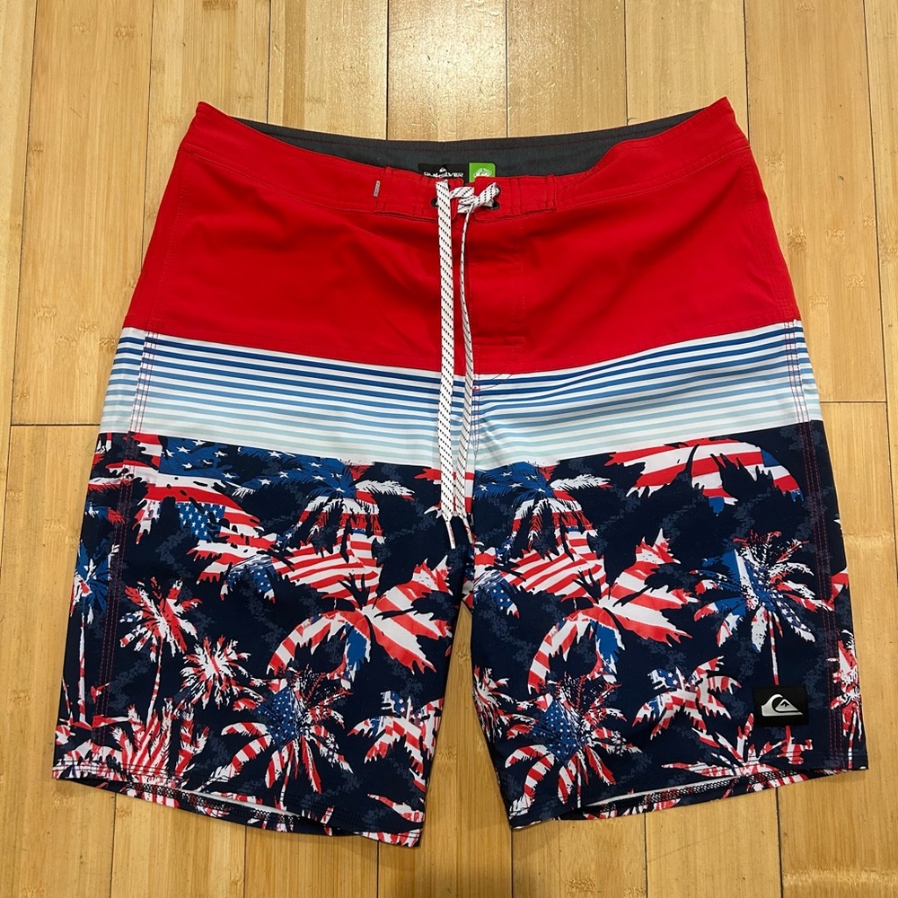 Quiksilver Men's Red Navy White Americana Palm Board Shorts
